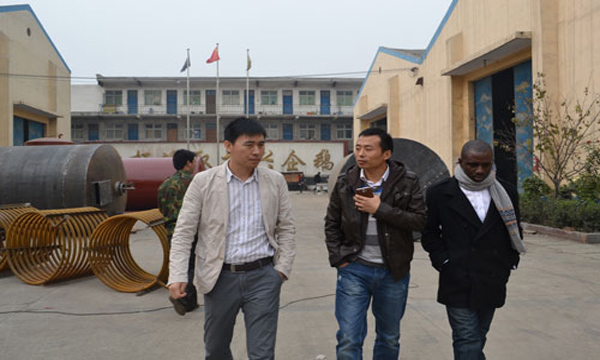 加納客戶(hù)來(lái)廠(chǎng)采購(gòu)60噸椰子油精煉生產(chǎn)線(xiàn)